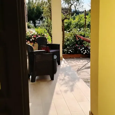 Sole E Luna Nella Vigna Villanuova sul clisi